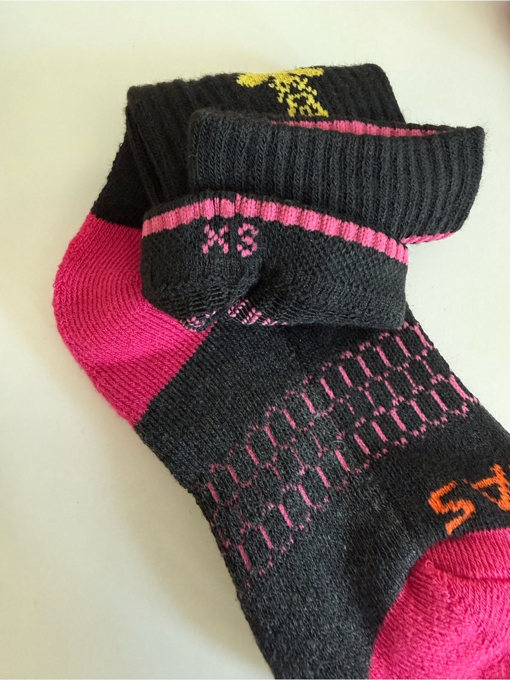 New Bombas women’s crew socks - Picture 2 of 2